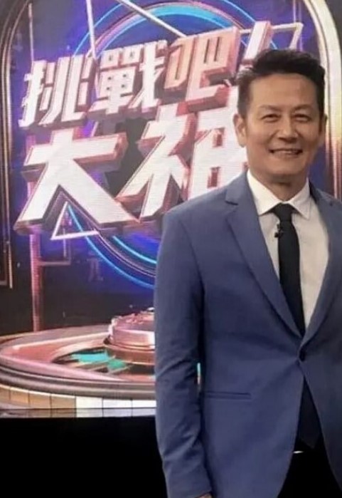 偷情记录真实勾引街道社区工作者34岁离异良家少妇家过夜内射视频露脸附生活照聊天记录 - 国产007